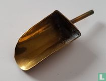 Koperen schep