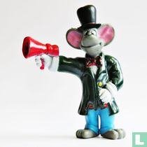 Jul as ringmaster
