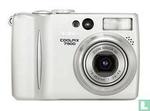 Nikon Coolpix 7900