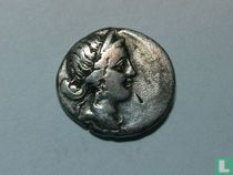 Roman Empire - Julius Caesar -Denier AR (47-46 Av JC). TTB + / TTB. Weird.