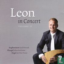 Leon in concert  (2)