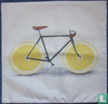 Racefiets met citroen