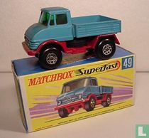 Mercedes Unimog