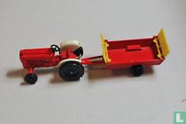 Ford 5000 met hooiwagen