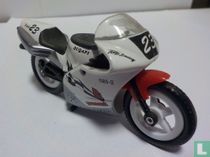 Duqapi Racemotor nr 23