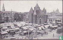 Amsterdam.              Nieuwmarkt met Waag