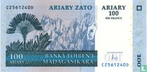 Madagascar 100 Ariary (3) 2004