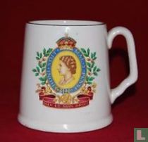 Tasse du couronnement Elizabeth 2
