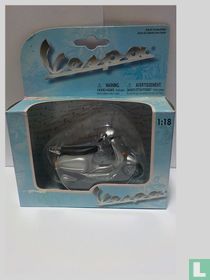 Vespa ET4 