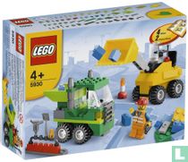 Lego 5930 Road Construction Building Set