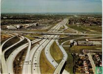 Macdonald-Cartier freeway 401 / Dufferin Street