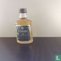 Ballantine's  Gold Seal