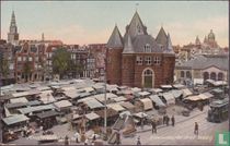 Amsterdam.             Nieuwmarkt met Waag.