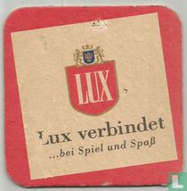 Lux verbindet