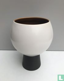 Vase 571 - blanc / engobe