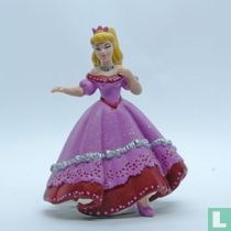 Princesse (robe violette)