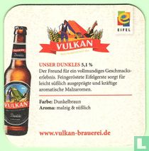 Die vermutlich längste bier-Bong der Welt ist 50 Meter lang
