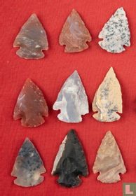 Modern Flint Arrowhead Lot of 9 (b)