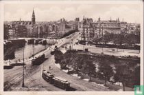 Amsterdam,  Damrak.