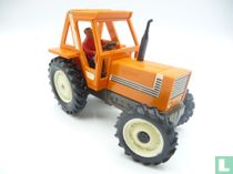 Fiat tractor 880 DT