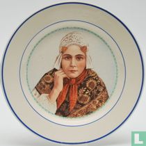 Klederdrachtbord -1920 - Groningen - Société Céramique Maestricht" - Henri Verstijnen