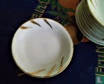Satz von 10 Porzellantellern victoria china