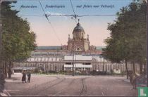 Amsterdam.   Frederiksplein met Paleis voor Volksvlijt. 
