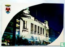 Palais de la Méditerranée, le soir.