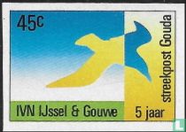 flying seagull