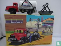 Unic ZU Camion Multibenne et Citerne