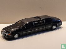 Lincoln Town Car Stretch Limousine