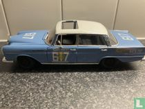  Mercedes 300 SE #617