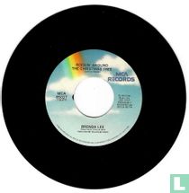 Rockin' Around the Christmas Tree 