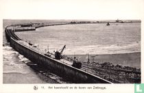 Het havenhoofd en de haven van Zeebrugge