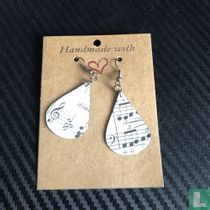 Handgemaakte hangers druppel bladmuziek 