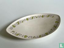 Jubilant meat dish - green decor 500