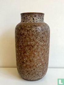 Vase 508 - lave brun cuivré