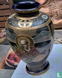 Vase porcelaine Japonais de Satsuma