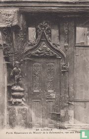 Porte Renaissance du Manoir de la Salamandre