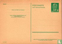 Carte postale avec carte réponse