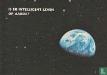 2448b - Toyota Yaris "Is Er Intelligent Leven Op Aarde?"