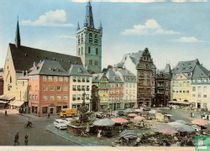 Trier. Marktplatz mit St. Gangolph