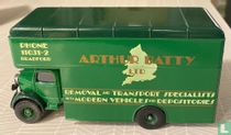 Bedford O Series Pantechnicon ’Arthur Batty LTD’