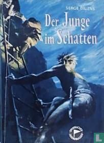 Der Junge im Schatten