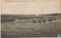 Parade de infanterie en cavalerie