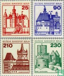 Castles and palaces for sale