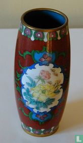 Vase cloisonné