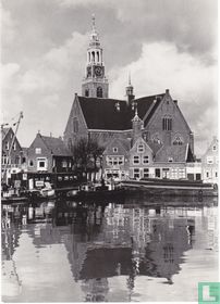 Grote kerk en havenkom
