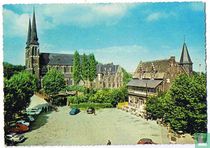 Lourdes-Oostakker - Basiliek en Jezuiten klooster - La Basilique et couvent des Pères Jésuites