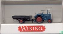 Hanomag R16 met aanhanger